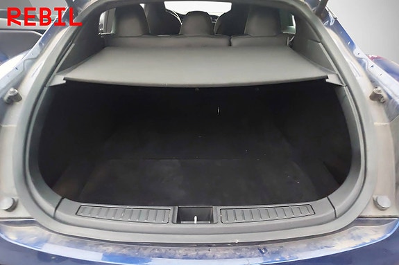 Tesla Model S 11 of 12