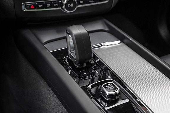 Volvo XC60 18 of 26