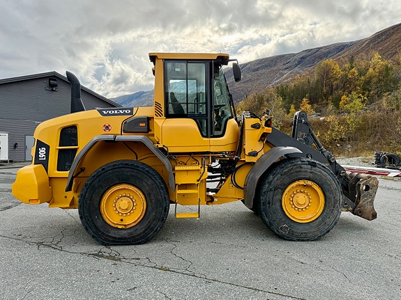 Volvo L90G 5 of 11
