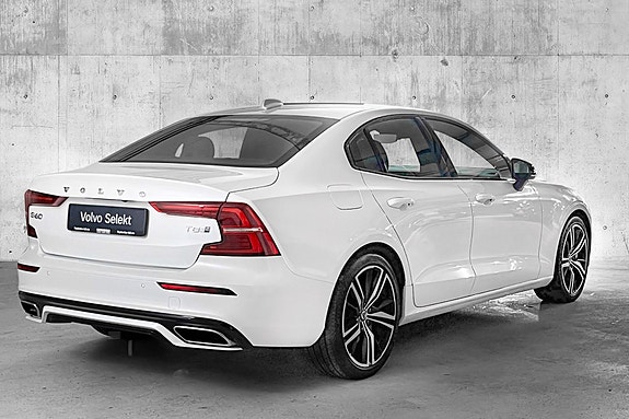Volvo S60 6 of 28