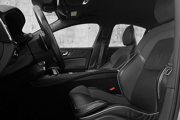 Volvo S60 12 of 28