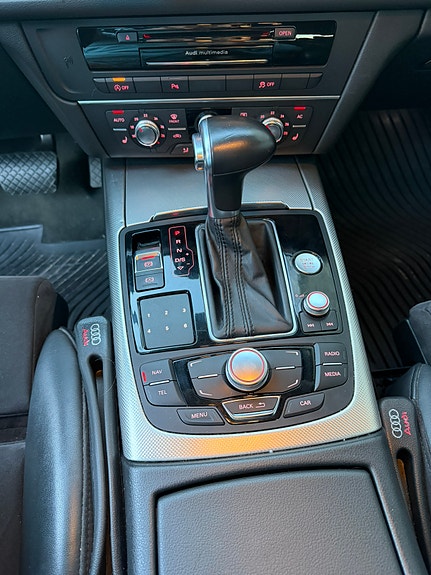 Audi A6 12 of 30