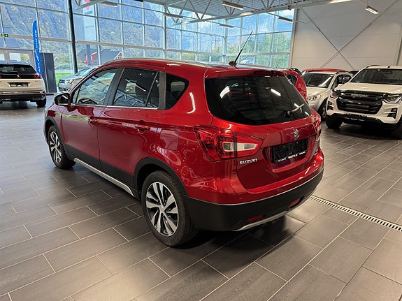 Suzuki SX4 S-Cross 3 of 8