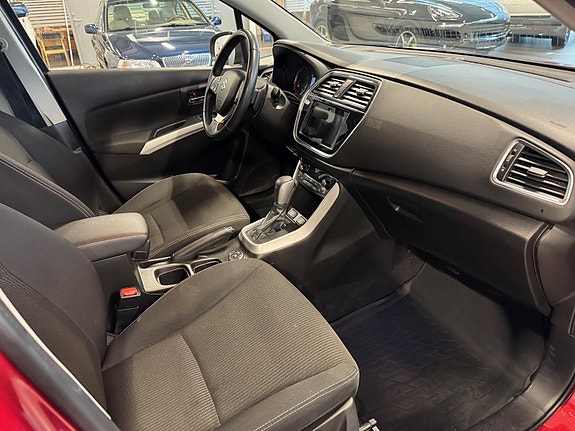 Suzuki SX4 S-Cross 6 of 8