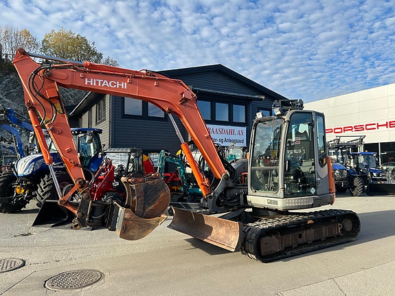 Hitachi ZX85US BLC-3 2 of 12