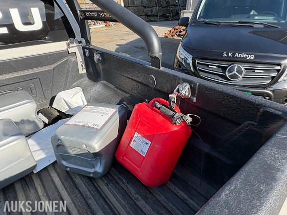Isuzu D-max 5 of 30