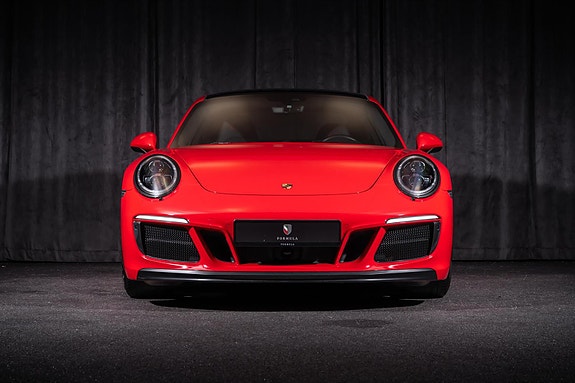 Porsche 911 4 of 30