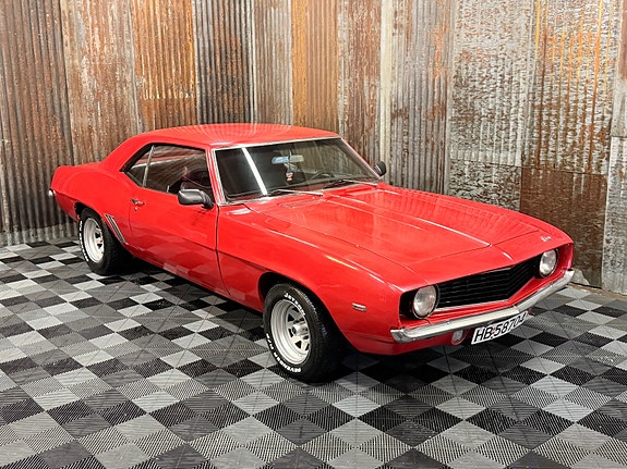 Chevrolet Camaro 2 of 30