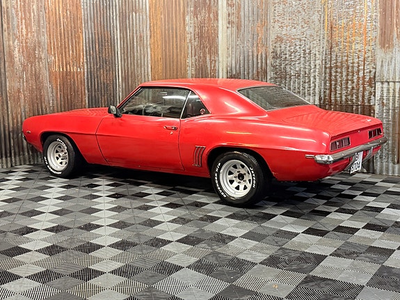Chevrolet Camaro 15 of 30