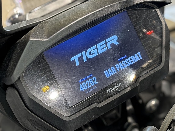 Triumph Tiger 800 XRx LOW // Fullt veskesett 13 of 25