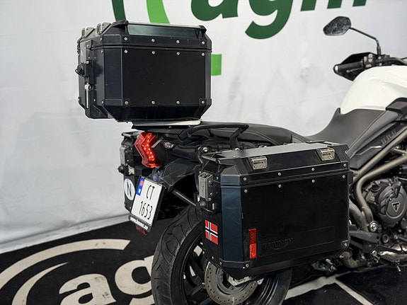 Triumph Tiger 800 XRx LOW // Fullt veskesett 9 of 25