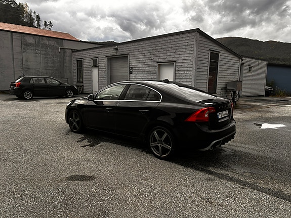Volvo S60 3 of 14