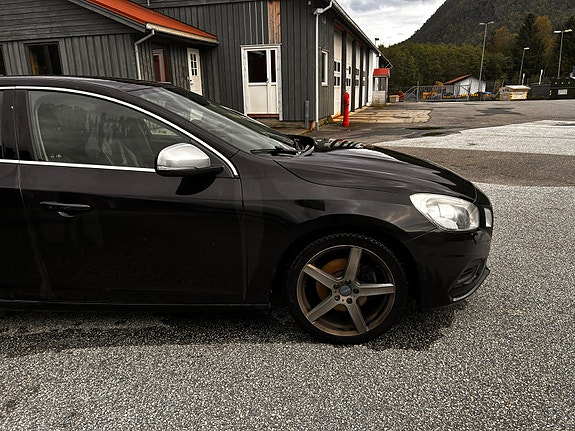 Volvo S60 9 of 14