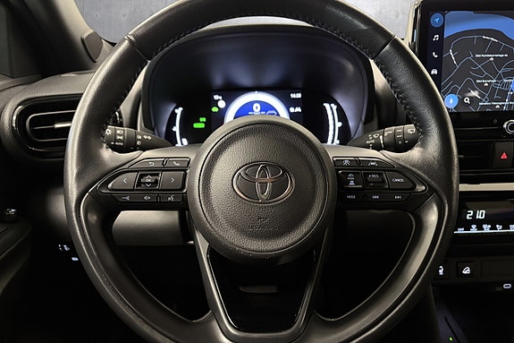 Toyota Yaris Cross 16 of 27