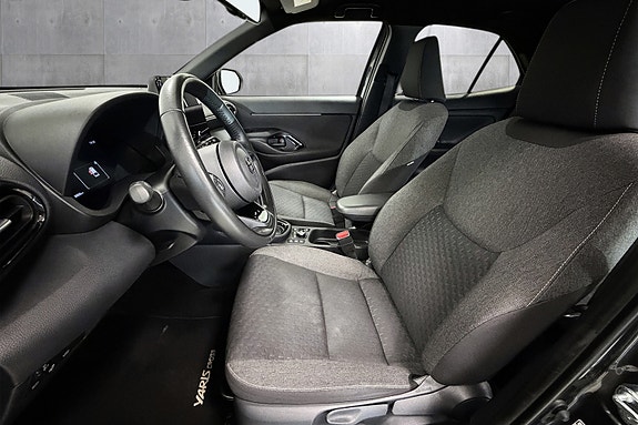 Toyota Yaris Cross 10 of 27