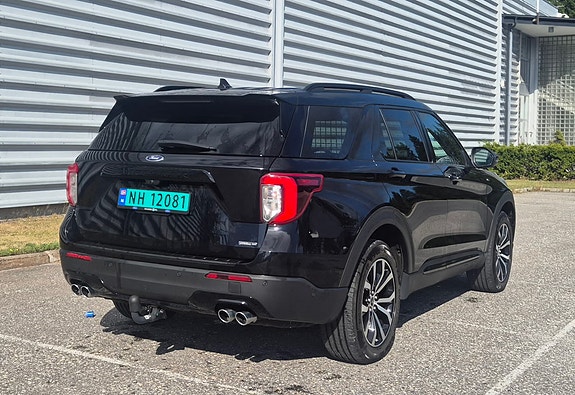 Ford Explorer 4 of 21