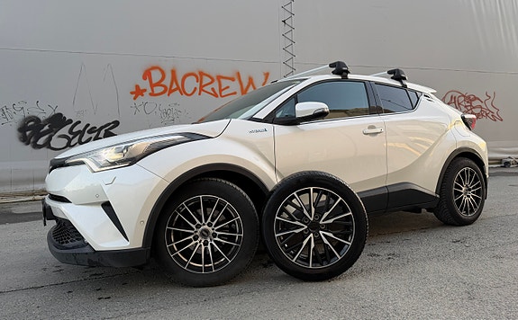 Toyota C-HR 20 of 29