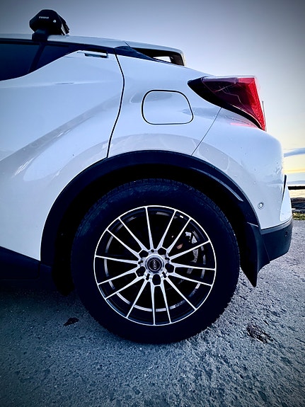 Toyota C-HR 18 of 29