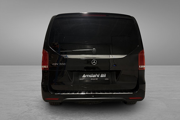 Mercedes-Benz EQV300 5 of 15