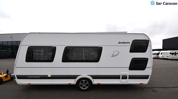 Dethleffs 500 QSK Camper. Køyeseng 6 of 24