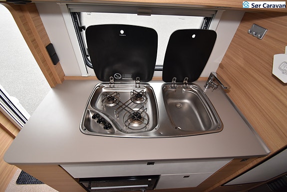 Dethleffs 500 QSK Camper. Køyeseng 14 of 24