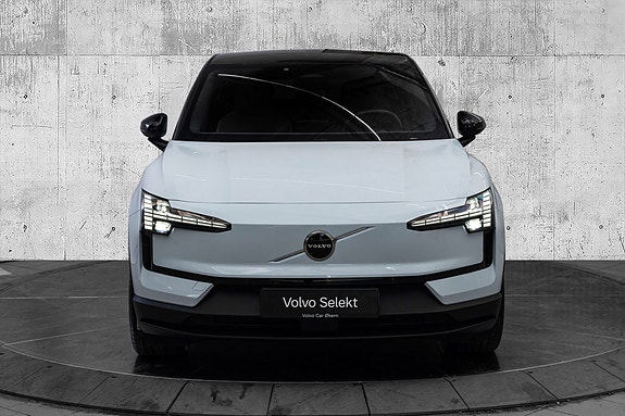 Volvo EX30 3 of 23