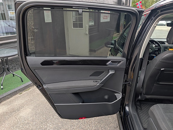 Volkswagen Touran 11 of 30