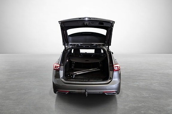Opel Insignia 8 of 24