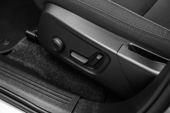 Volvo EX40 19 of 29