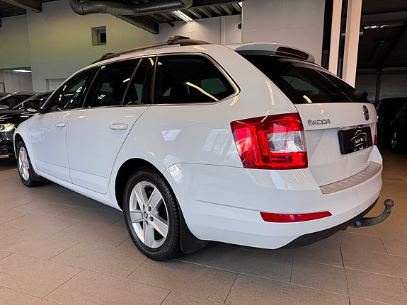 Skoda Octavia 5 of 30