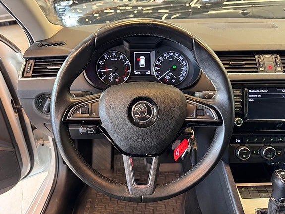 Skoda Octavia 18 of 30