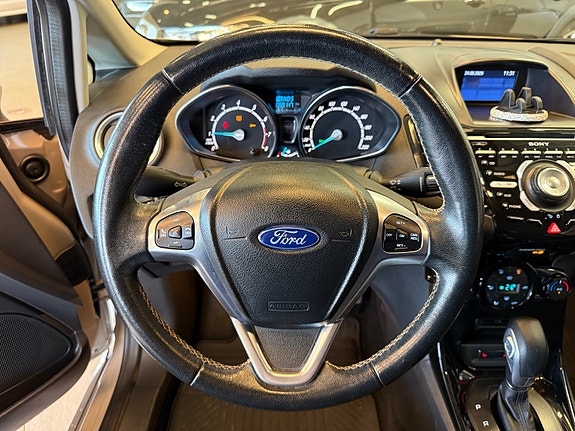 Ford Fiesta 15 of 26
