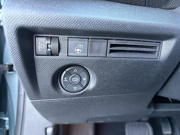 Citroen E-C4 16 of 30