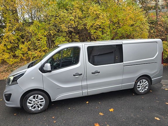 Opel Vivaro 3 of 15