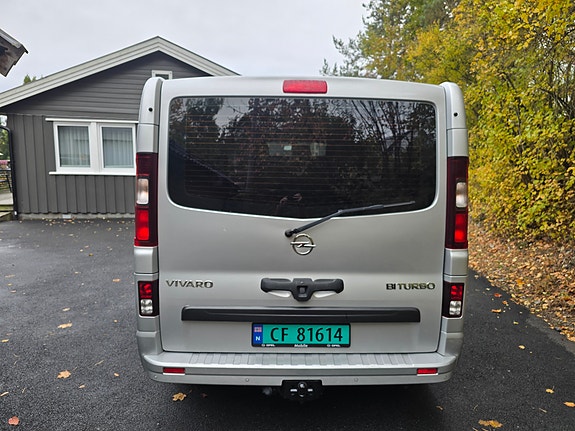Opel Vivaro 5 of 15