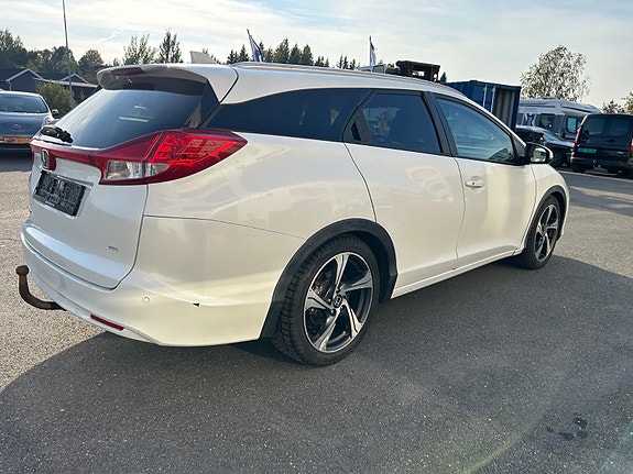 Honda Civic 19 of 30