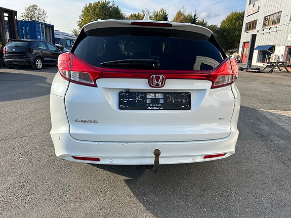 Honda Civic 16 of 30