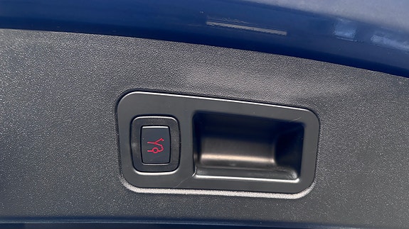 Tesla Model S 5 of 30