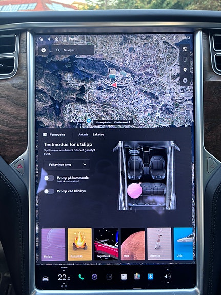 Tesla Model S 20 of 30