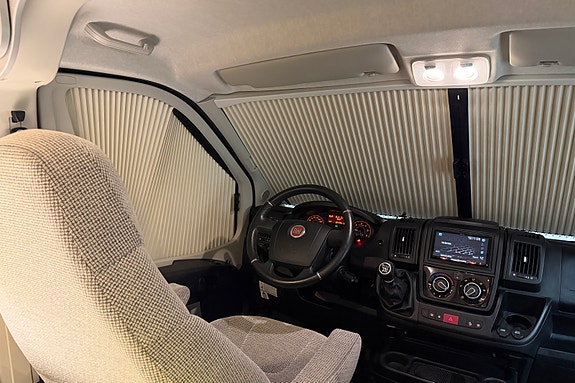 Hymer Hymer Free 600 FREE 600 Løftetak-4 sovepl. | Under 6 m | 150 hk | 30 of 30
