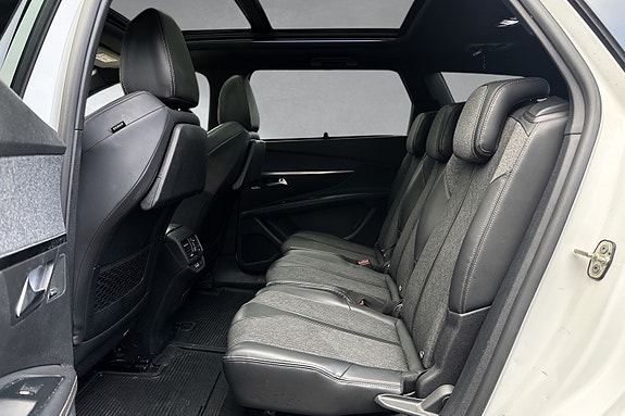 Peugeot 5008 22 of 30