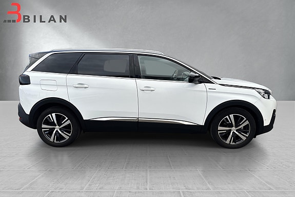 Peugeot 5008 13 of 30