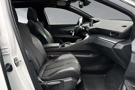 Peugeot 5008 27 of 30