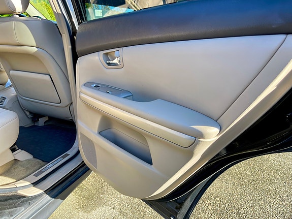 Lexus RX400h 19 of 30