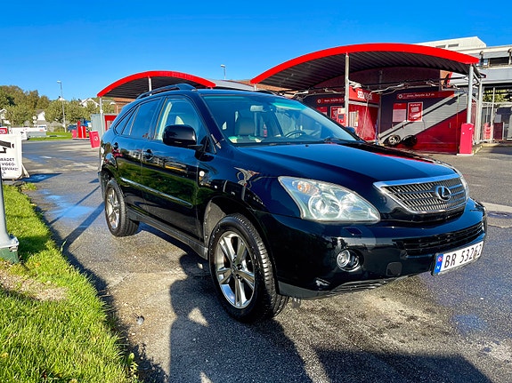 Lexus RX400h 12 of 30
