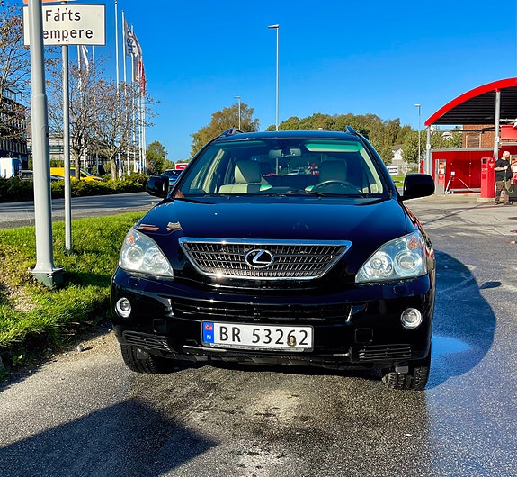 Lexus RX400h 11 of 30