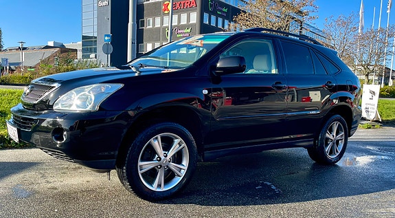 Lexus RX400h 10 of 30