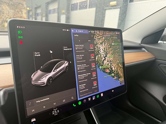 Tesla Model 3 20 of 22