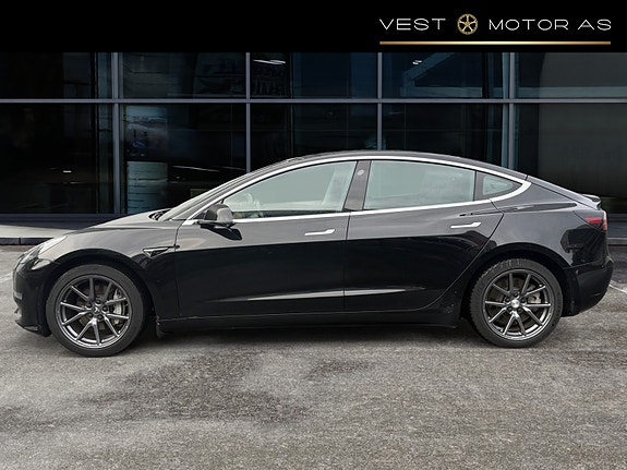 Tesla Model 3 4 of 22