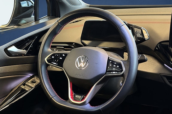 Volkswagen ID.4 GTX 16 of 19